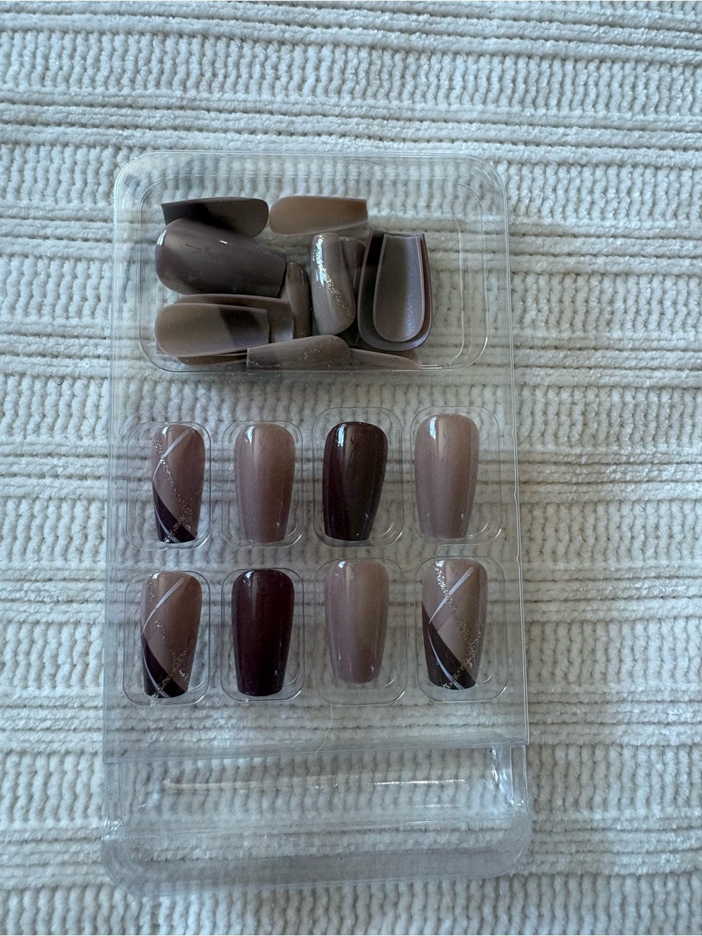 Nude & Chocolate Press-On Nails Set - Neutral Brown Tones